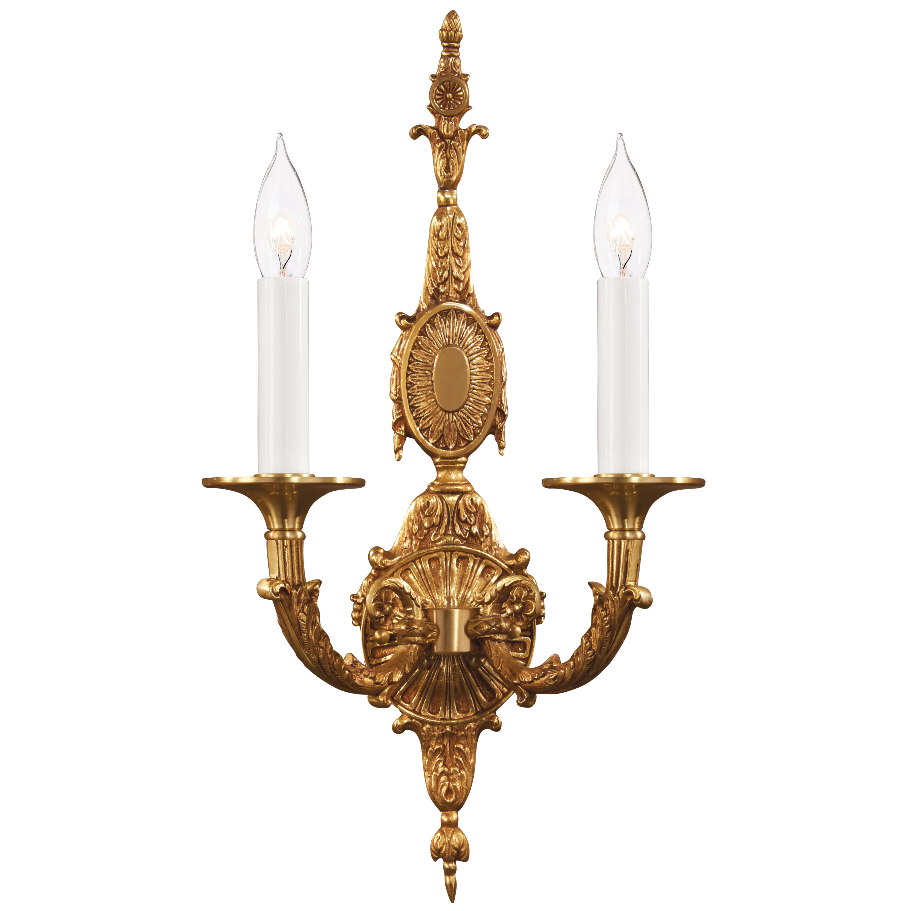 This Metropolitan Collection wall sconce brings Old World craftsmanship to transitional spaces. Handcrafted in Spain with a rich French Gold finish, it offers timeless sophistication for both residential and hospitality settings.